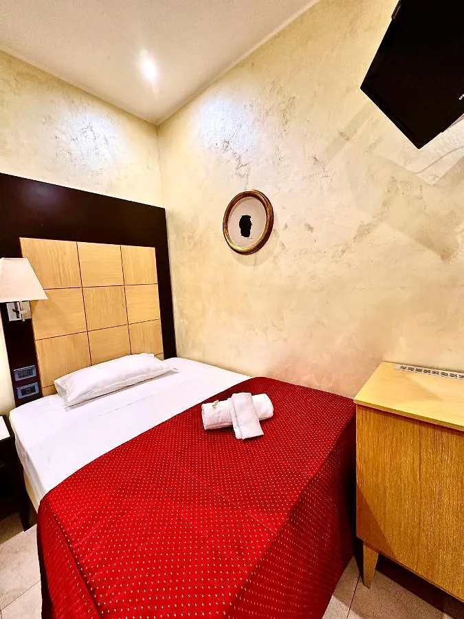 Hotel Fiorella Milano 3*,  İtalya