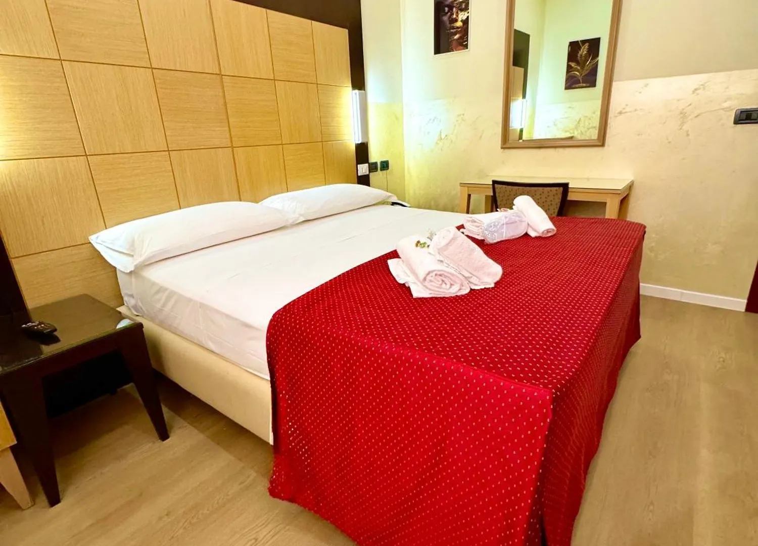 Hotel Fiorella Milano Italy