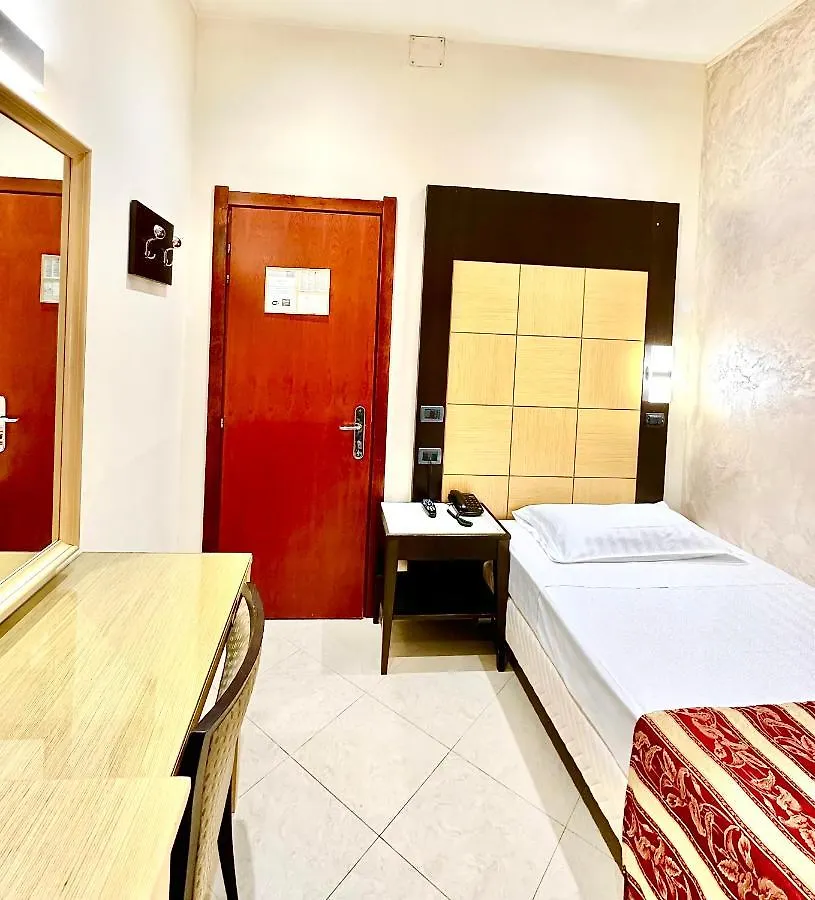 Hotel Fiorella Milano Milan